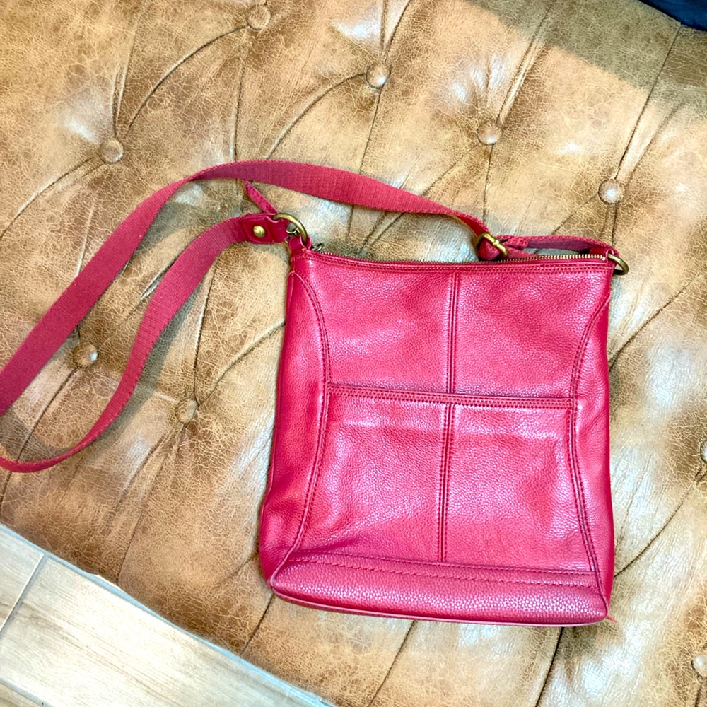 The SaK crossbody